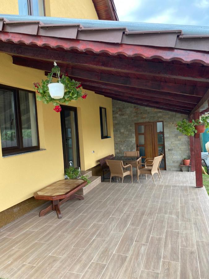 Casa Casy Villa Oradea Exterior photo